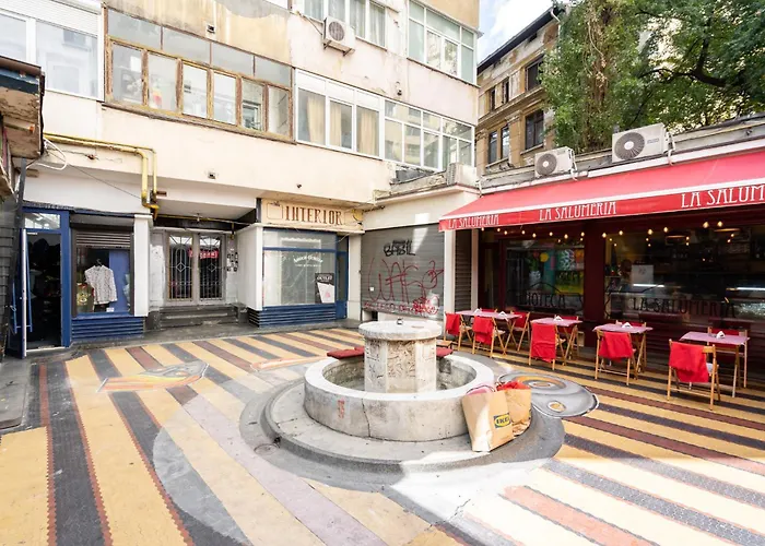 Sunset - Luxury On Calea Victoriei アパート