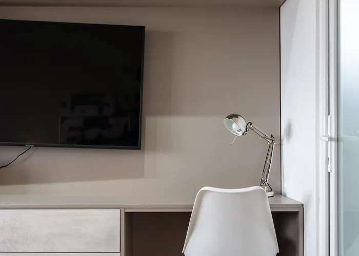 Sunset - Luxury On Calea Victoriei *