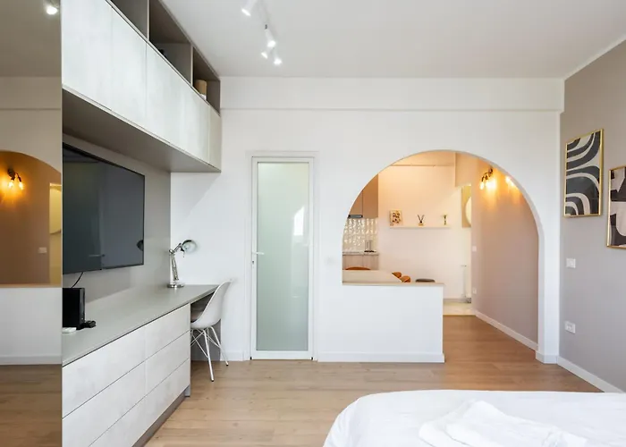 Sunset - Luxury On Calea Victoriei *