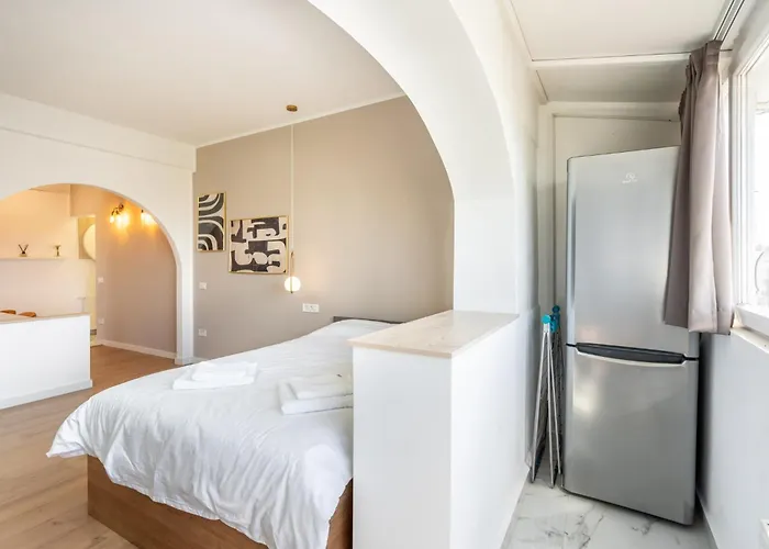 Sunset - Luxury On Calea Victoriei דירה *